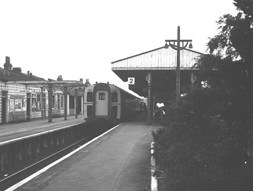 Ascot railway station